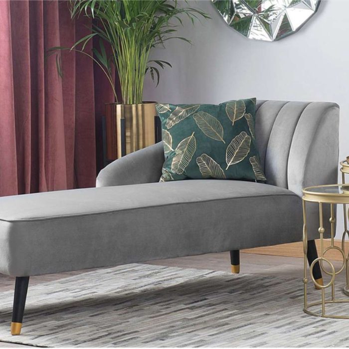 Queen Anne Velvet Chaise Lounge