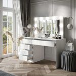 Fatima Furniture elegance dresser with mirror